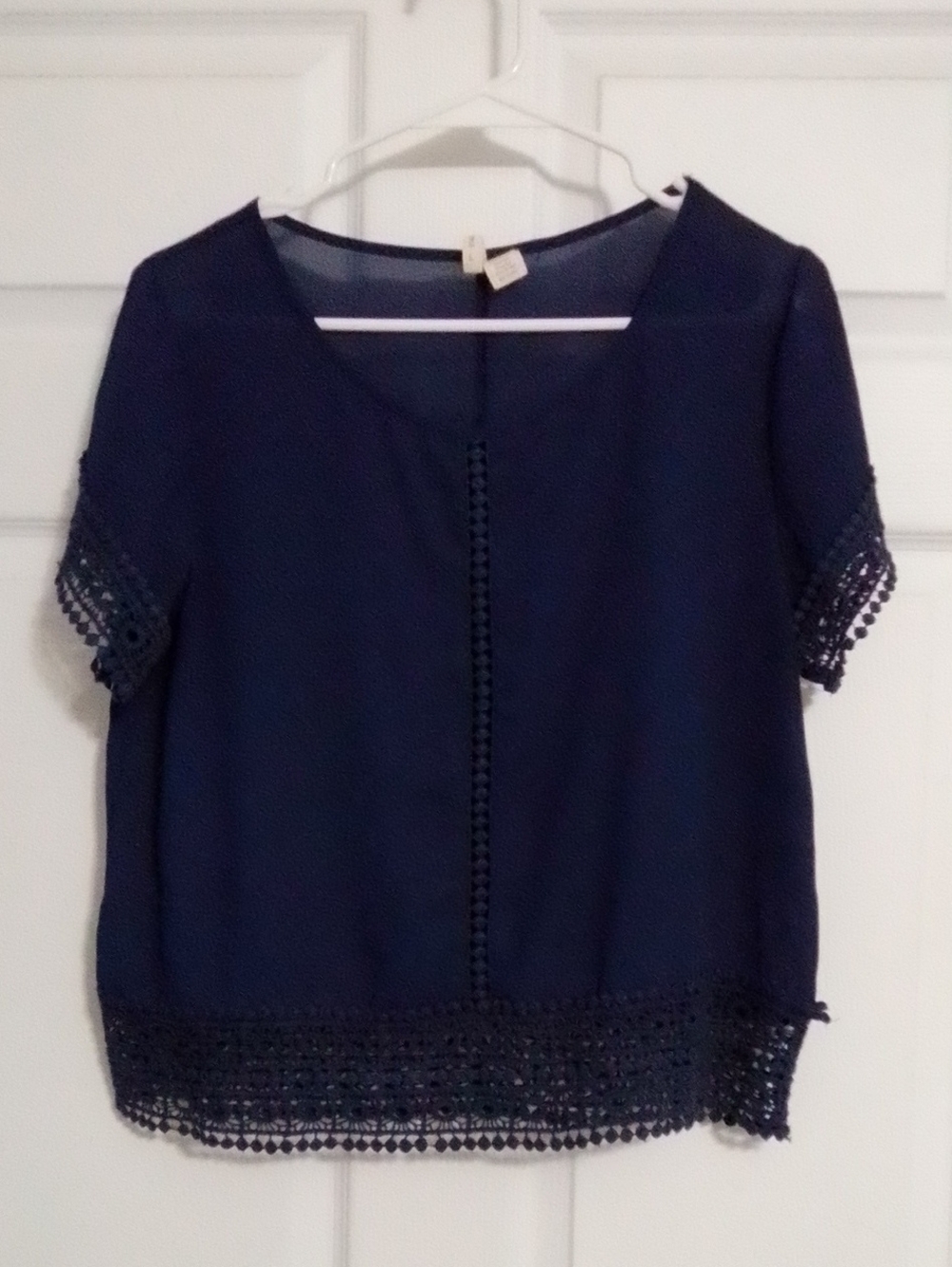 #. Jopna Women's Navy Crochet Trim Short Sleeve Round Neck Top. Size: Large